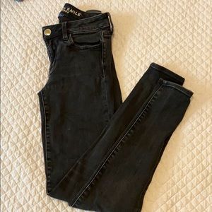 All black SUPER SUPER STRETCH skinny jean